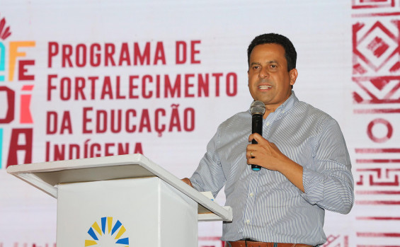 Governador Wanderlei Barbosa lança programa de fortalecimento da educação indígena no Tocantins