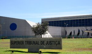 Imagem da fachada da sede do STJ