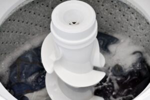 Limpar a máquina de lavar - Reprodução Canva