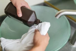 Formas de usar água oxigenada na limpeza da sua casa - reprodução internet