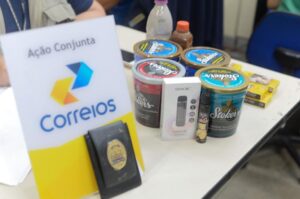 Na imagem produtos apreendidos pela Vigilância Sanitária nos Correios de Palmas