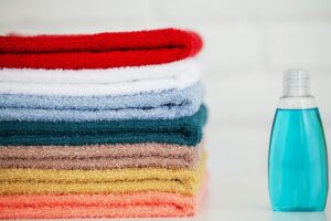 Amaciante nas toalhas - Canva