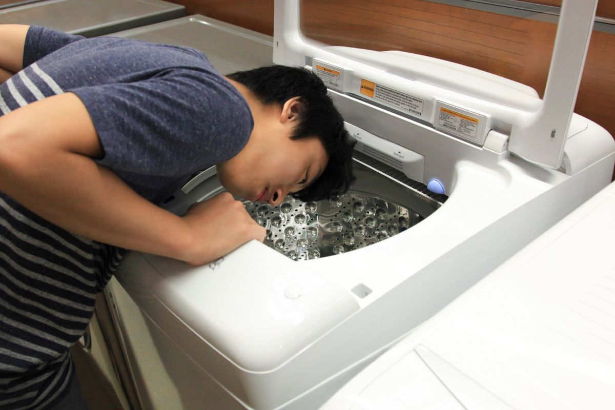Limpar a máquina de lavar - Reprodução Canva