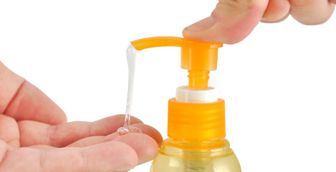 Shampoo de bebê - Reprodução do Canva