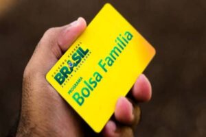 Bolsa Família em julho terá duas antecipações; saiba mais