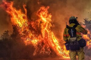 Veja mais informações sobre o Concurso Bombeiros PB. Salários podem chegar a mais de 7 mil reais. Foto: reprodução internet.