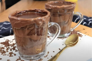 Segredo de como fazer chocolate quente cremoso - reprodução internet