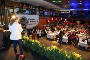prefeita de Palmas Chintia Ribeiro