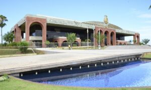 Lançamento do Refis 2024 oferece até 95% de desconto em multas e juros para regularização de débitos fiscais no Tocantins
