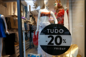 Nudecon orienta consumidores sobre segurança e direitos nas compras da Black Friday