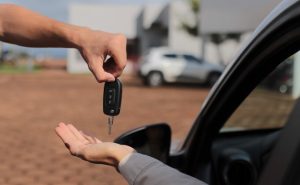 Golpes na compra e venda de veículos afetam compradores no Tocantins; saiba como se prevenir