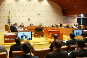 STF amplia foro privilegiado e decide que políticos serão julgados pela Corte mesmo após o fim do mandato