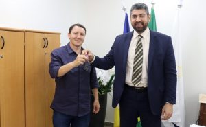 Governo do Tocantins reforça segurança em Colméia com nova viatura para a Polícia Civil