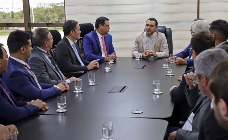 Governador recebe secretários da Fazenda de todo o país para reuniões do Comsefaz e Confaz em Palmas
