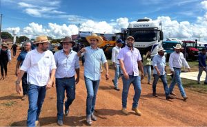 Governador Wanderlei Barbosa participa da abertura da Agro 360 em Peixe e reforça apoio ao agronegócio tocantinense