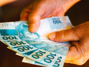 Prefeitura de Palmas paga salários de servidores e injeta R$ 94 milhões na economia local nesta quarta-feira, 30