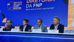 Prefeito Eduardo Siqueira assume representação do Tocantins em comissão nacional de proteção animal