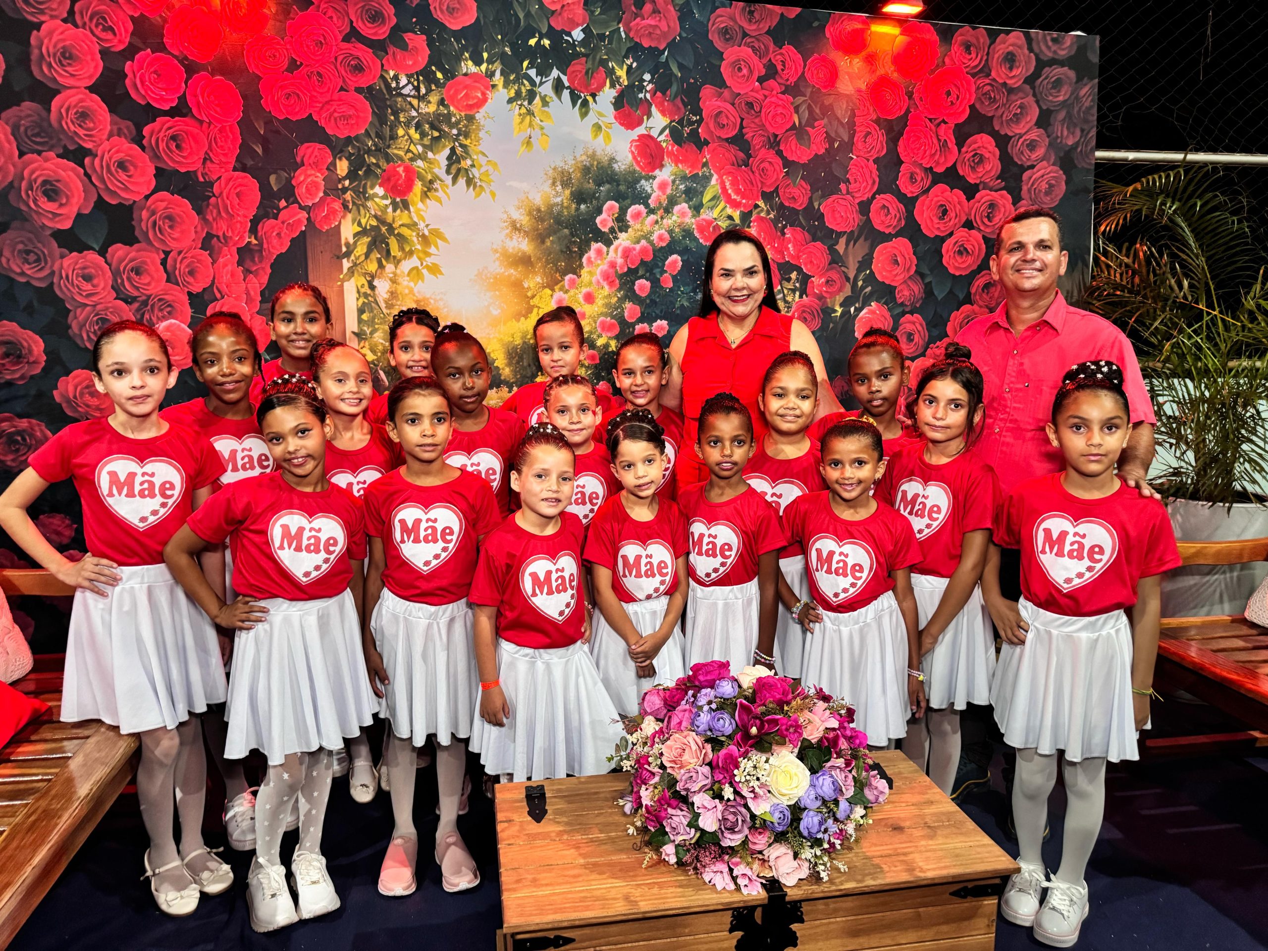 Prefeitura de Buriti do Tocantins realiza maratona de homenagens às mães com festas nos povoados Prefeitura de Buriti do Tocantins realiza maratona de homenagens às mães com festas nos povoados
