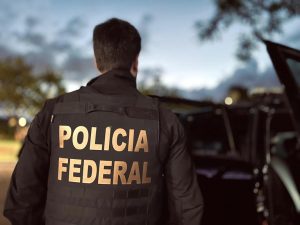 Suspeitos de vazar informações de operações policiais são alvos da Polícia Federal em Palmas