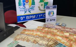 Motorista e cobradora de van são presos com mais de 240g de drogas e quase R$ 3 mil na rodoviária