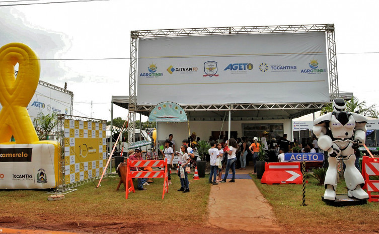 Ageto leva ações educativas do Maio Amarelo à Agrotins e reforça compromisso com a segurança no trânsito Ageto leva ações do Maio Amarelo à Agrotins e reforça compromisso com a segurança no trânsito