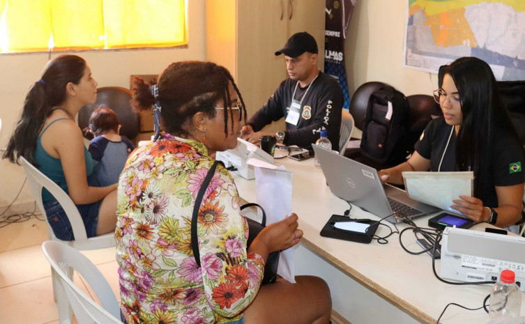 Parceria entre instituições públicas facilita emissão de documentos em Palmas Parceria entre instituições públicas facilita emissão de documentos em Palmas