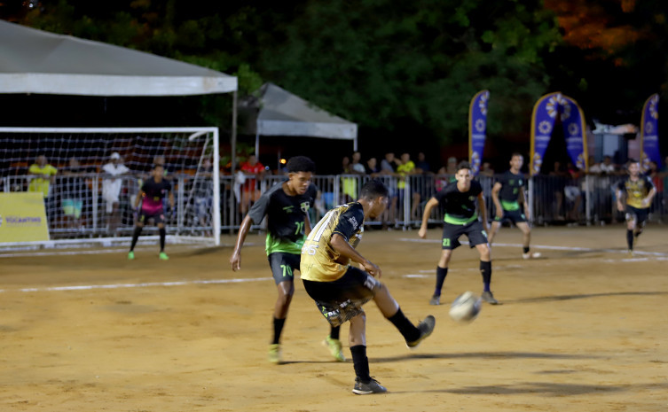 Inscrições prorrogadas para torneio de futebol no Aureny III com R$ 24 mil em prêmios Inscrições prorrogadas para torneio de futebol no Aureny III com R$ 24 mil em prêmios