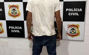 Condenado por atirar em rapaz durante briga é preso ao procurar atendimento em órgão público