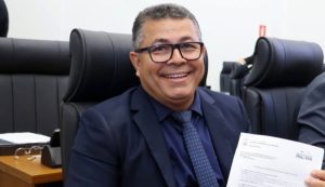 Vereador Folha solicita obras de recuperação viária no Loteamento Cardeal, na região norte de Palmas
