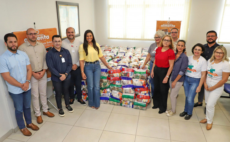 Entidades recebem toneladas de alimentos arrecadados na Agrotins para atender ações sociais e comunidades em situação de vulnerabilidade Entidades recebem toneladas de alimentos arrecadados na Agrotins para atender ações sociais e comunidades em situação de vulnerabilidade