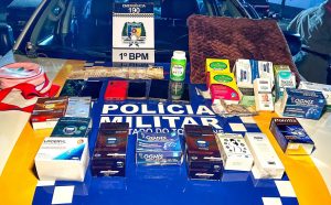 Quadrilha é presa após furtar mais de R$ 20 mil em produtos de farmácias em Palmas