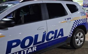Homem com mais de dez passagens criminais é preso por invadir residência e furtar objetos