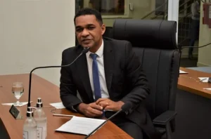 Vereador Waldson da Agesp solicita implementação do programa de Cheque Moradia em Palmas