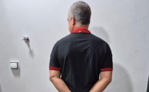 Homem é preso em Palmas suspeito de agredir companheira duas vezes; vítima sofreu fratura e novas lesões graves