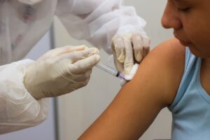 Vacinação contra HPV em Palmas é estendida para adolescentes de 15 a 19 anos que ainda não receberam a dose