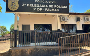 Mulher é presa em Palmas suspeita de furtar mais de R$ 10 mil de idoso com cartão de aproximação