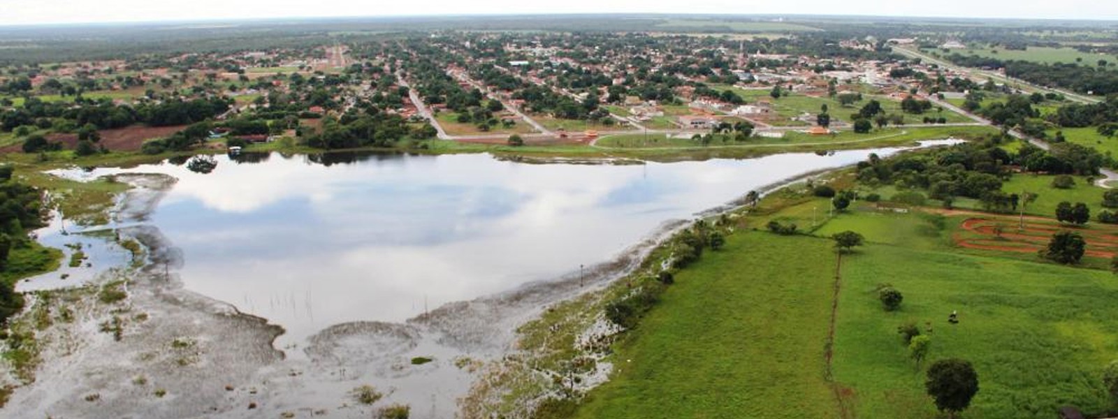 Exoneração de servidores por nepotismo é exigida à prefeita de Alvorada, determina o MPTO