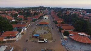 Criança morre eletrocutada ao pisar em fio de energia ligado a bomba de água na região do Bico do Papagaio