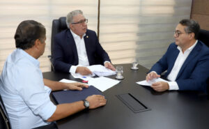 Laurez Moreira cobra celeridade nas obras do aeródromo de São Félix no Jalapão e prevê entrega até dezembro