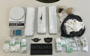 Motociclista foge por área de mata e abandona quase 2,5 Kg de drogas às margens da TO-040