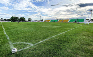 Governo confirma obras no Estádio Resendão para instalação de cobertura e modernização da iluminaçã
