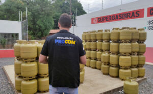 Pesquisa do Procon identifica variações de até 17% nos preços do gás de cozinha em 12 municípios do Tocantins