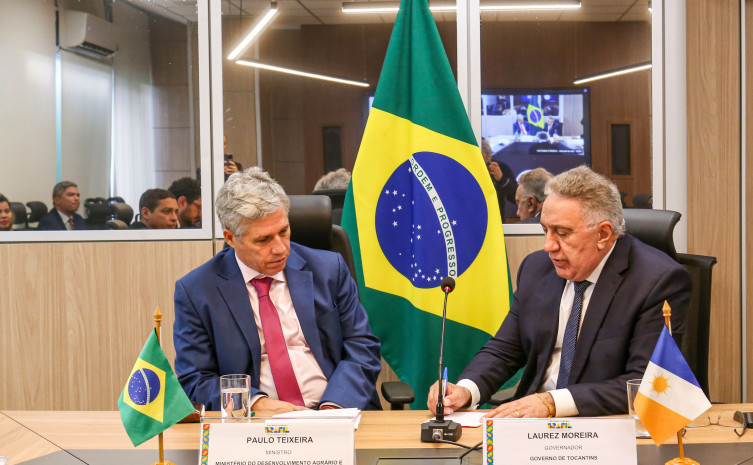 Laurez Moreira busca apoio do governo federal para implantar assentamento rural no sudeste tocantinense