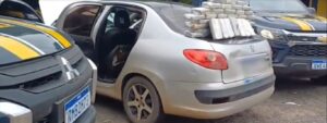 Mais de 50 kg de cocaína são encontrados em carro durante operação da PRF no sul do Tocantins