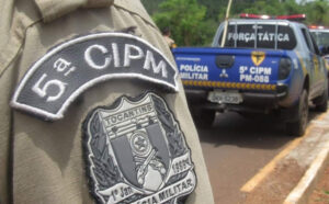 Homem é preso após quebrar móveis da casa, fugir e voltar para ameaçar companheira no norte do Tocantins