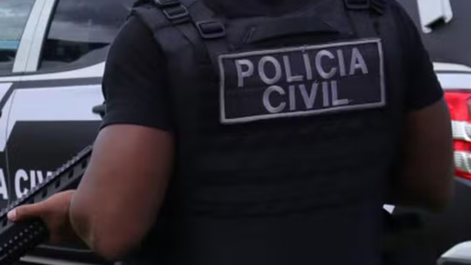 Três adolescentes são apreendidos por tentativa de homicídio após atraírem homem para emboscada e atacá-lo com facadas