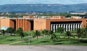 Deputados aprovam LDO de 2026 com mais de 130 emendas; foco em obras de saúde, educação e rodovias no Tocantins