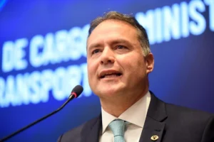 Ministro Renan Filho chega ao Tocantins para vistoriar obras de pontes sobre os rios Araguaia e Tocantins