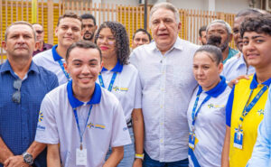 Novo programa para jovens será lançado nesta segunda-feira pelo governador Laurez com bolsa de R$ 1.200 e formação ampliada