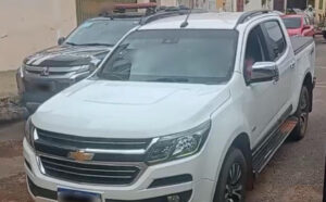 Caminhonete comprada com dinheiro do furto de cerca de 500 cabeças de gado no sul do Estado é apreendida pela Justiça